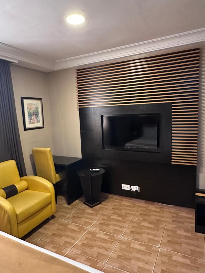 Msquare Hotel Gra Икея Экстерьер фото