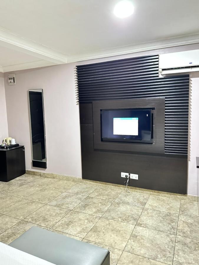 Msquare Hotel Gra Икея Экстерьер фото