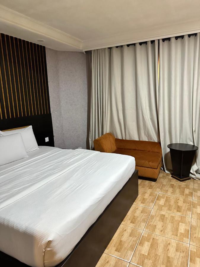 Msquare Hotel Gra Икея Экстерьер фото
