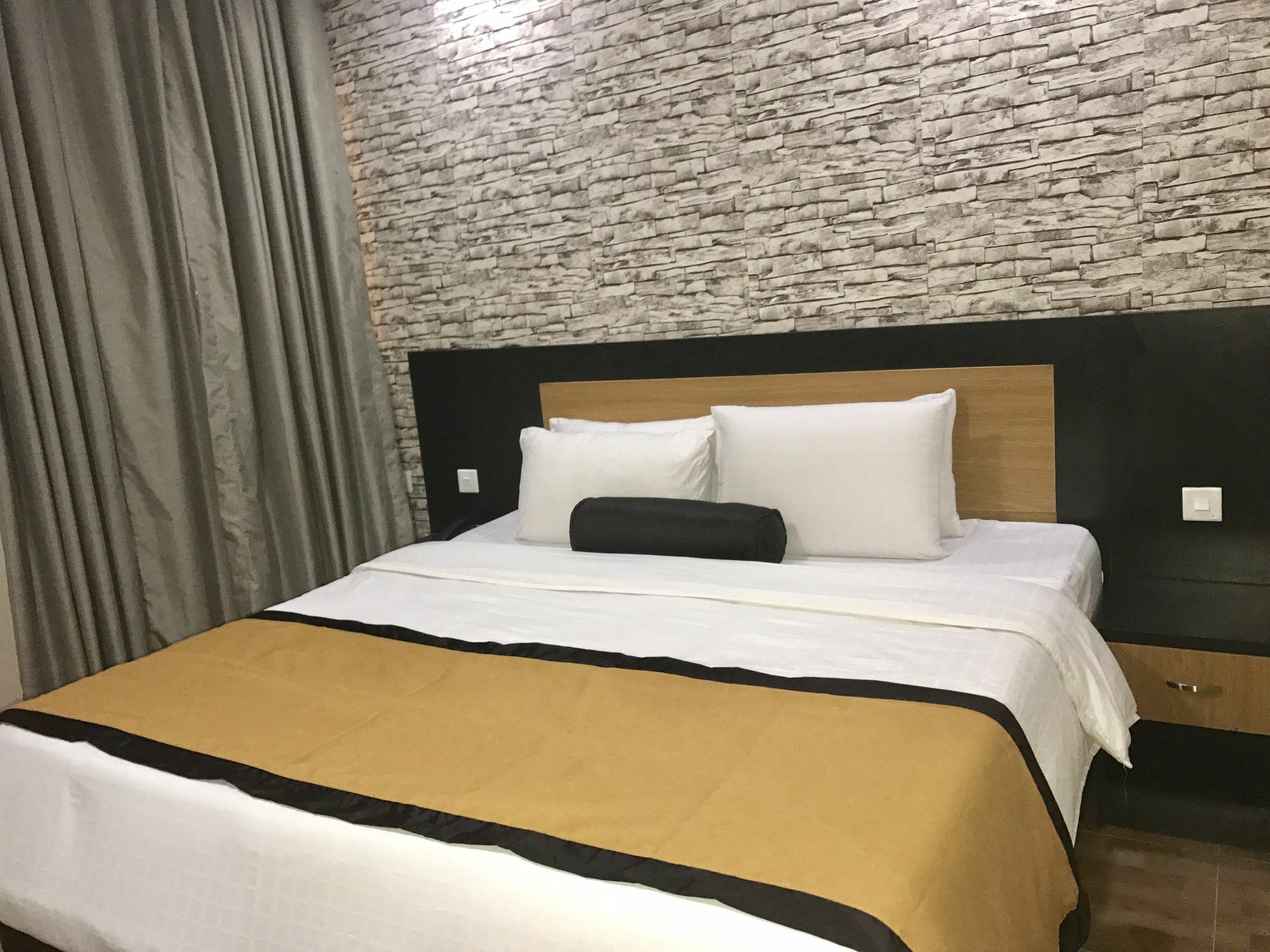 Msquare Hotel Gra Икея Экстерьер фото